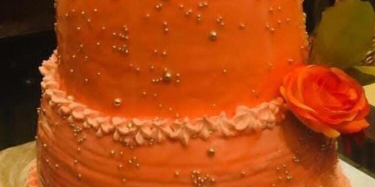 കേക്കിൽ വിസ്മയം തീർത്തവൾ…