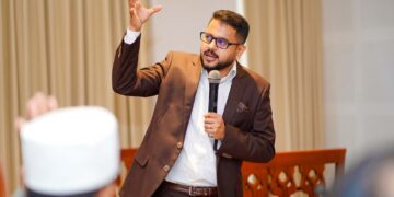 ബിസിനസിനൊപ്പം ബിസി ആവേണ്ട …