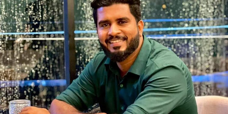 ഒരു അടാർ ഐറ്റം എടുത്താലോ …