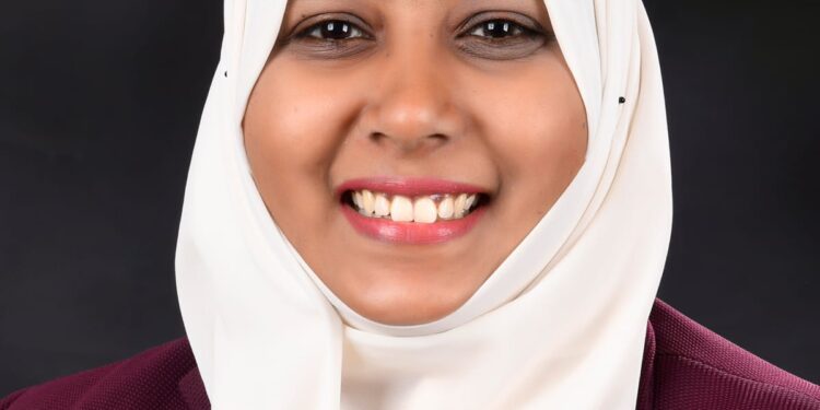 ചിറകുകൾ കെട്ടിയിട്ട് പറക്കുന്നതിന് പകരം ചിറക് വിടർത്തി പറക്കൂ