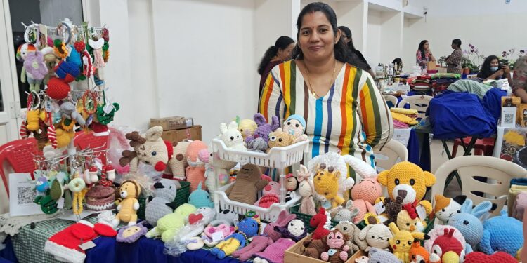 നൂൽകൊണ്ടുള്ള സുന്ദര ലോകം…